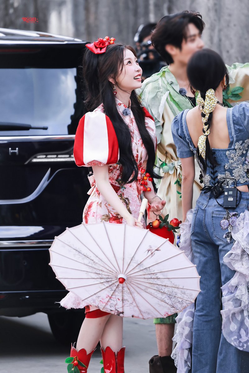 RigelEsther1218's tweet photo. 🎀

#estheryu #esther #yushuxin #yushuxinesther #우서흔 #อวี๋ซูซิน #虞书欣 #虞书欣esther #云初令 #YunChusVengeance #YunChuLing #今天好好吃 https://t.co/DNfYMH9OFg