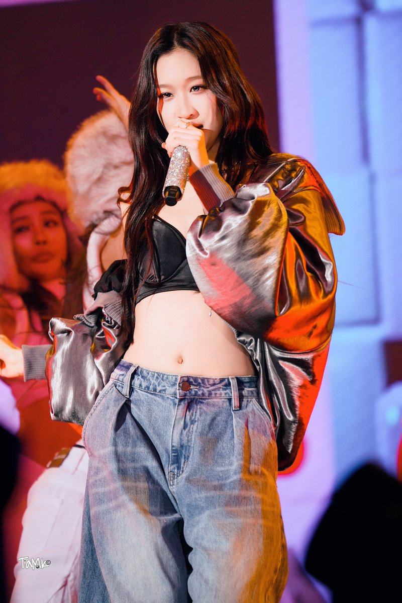 kasontam0k's tweet photo. 🍑💞🫣💃🏻
#AtomPariya https://t.co/bourUaTloZ