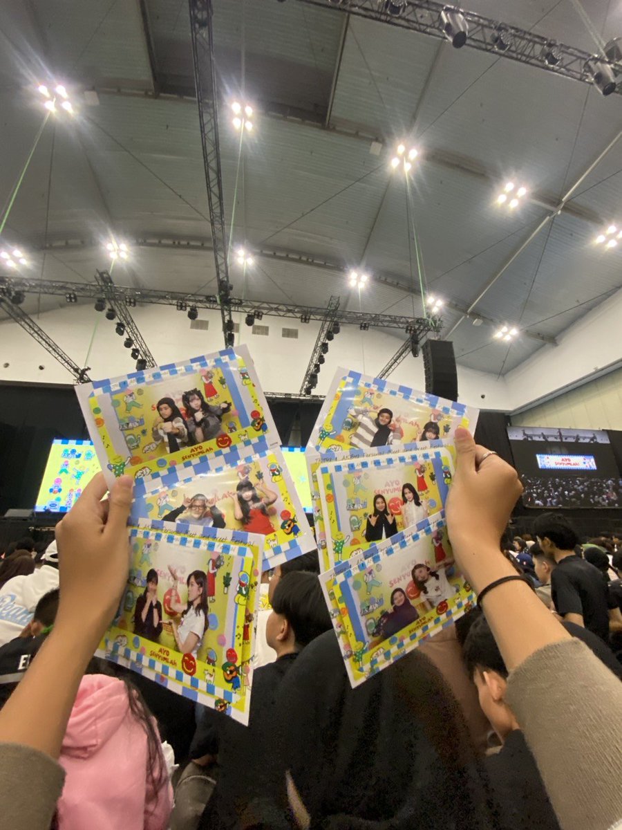 planktorawrr's tweet photo. Tfy @Aralie_JKT48 @Elin_JKT48 https://t.co/H1TxIOp6uE