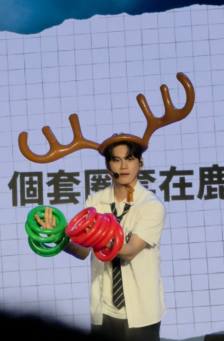 ongepics's tweet photo. ONG SEONGWU DURING HIS FANMEET TONIGHT IN TAIPEI https://t.co/T8VkWqrnKo