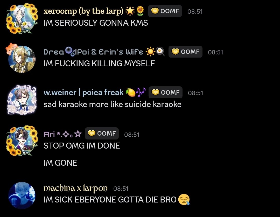 CGLGSL's tweet photo. Incase ur wondering how were coping with the sad karaoke - 🎲🫧 https://t.co/XzHdjfVEYm