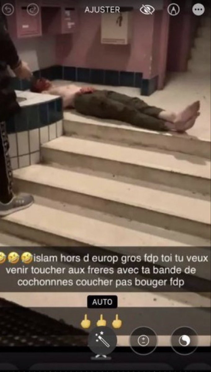 tt45_03's tweet photo. @Espiga_y_Espada @TowaYowaIowa Ça te rappelle quelque chose Romans-sur-Isère ? Vous allez-vous vous attaquer un quartier regarde dans quel état vous avez fini https://t.co/IDrFITJAnO