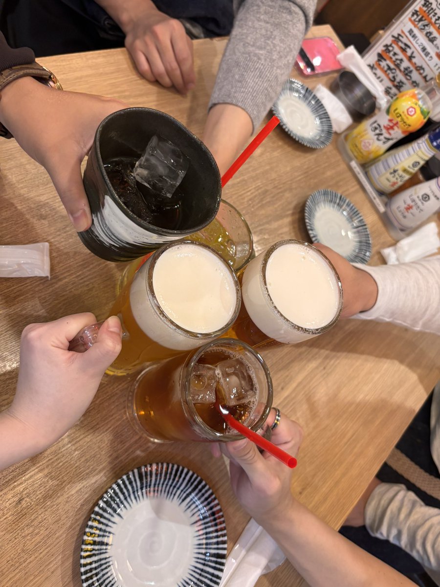 hameri_02's tweet photo. 昨日楽しかったなぁ〜🥰
楽しかったとか
ありがとうっていっぱいくれて
嬉しい😭感謝するのはこっちやのに😭

皆さんありがとうございました！！🫶🏻 https://t.co/QMTrc8GL64