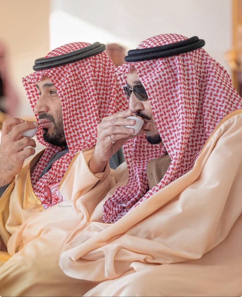 alsoltan333's tweet photo. الله يعز ملكنا سلمان ويمدّه بالصحة والعافية، ويطوّل بعمر سمو ولي العهد، قيادة ما تنسى أبناء شعبها ودايم حريصة على راحتهم واستقرارهم. الله يديم عز السعودية وأمنها ورخاءها 🇸🇦💚 https://t.co/8eJvzAnUrt