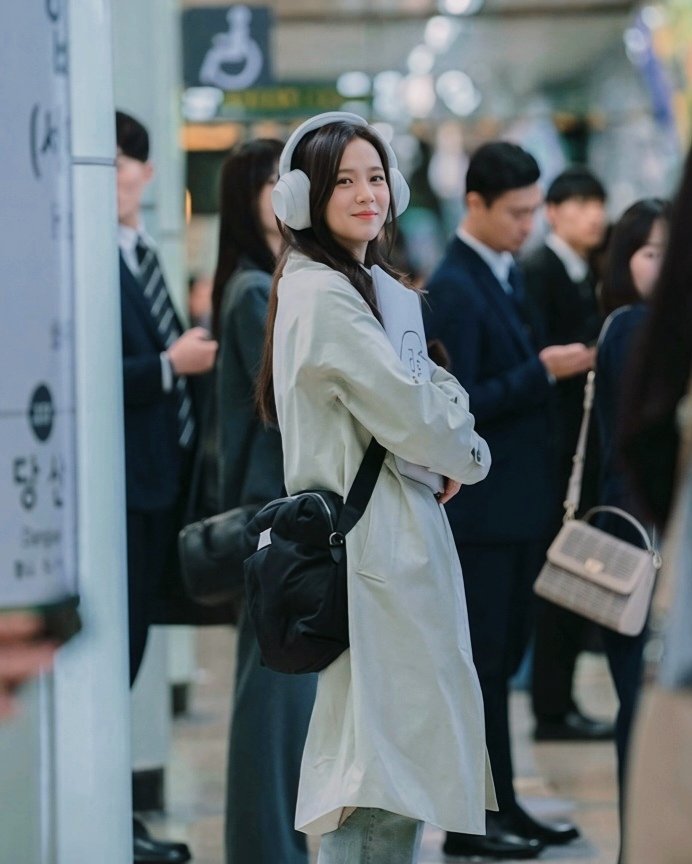 jisooschart's tweet photo. JISOO is nominated in 2 categories at the 2026 FUNdex Awards.

— Best Actress of OTT Original Drama
— Popular Star Prize: K-Drama Actress https://t.co/v4dKxNZJyN