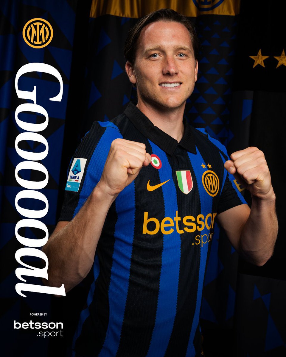 SoloInter's tweet photo. Je suis en PLS les gars 🤣😂 https://t.co/eDjvzsP8GJ