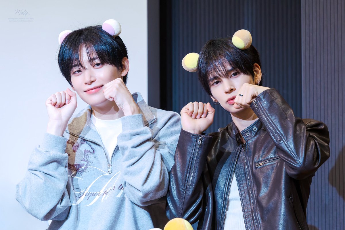 9heartedness's tweet photo. 261018 돈까스즈💕
#크래비티 #정모 #구정모 #CRAVITY #JUNGMO https://t.co/iYOiBKUbwE
