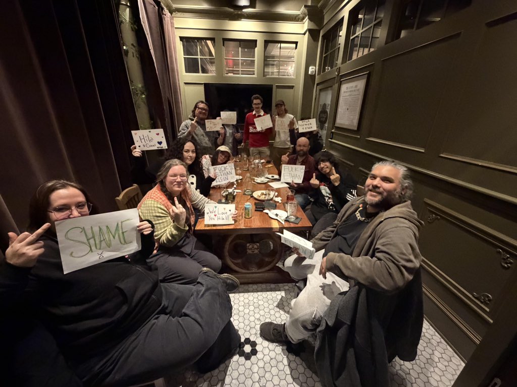 SnarkingIsLegal's tweet photo. The Portland H3 meetup https://t.co/a8fuCJE8RV