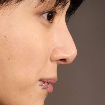 ggukieholic_'s tweet photo. jungkook's nose appreciation tweet https://t.co/zLH86WJ3nd