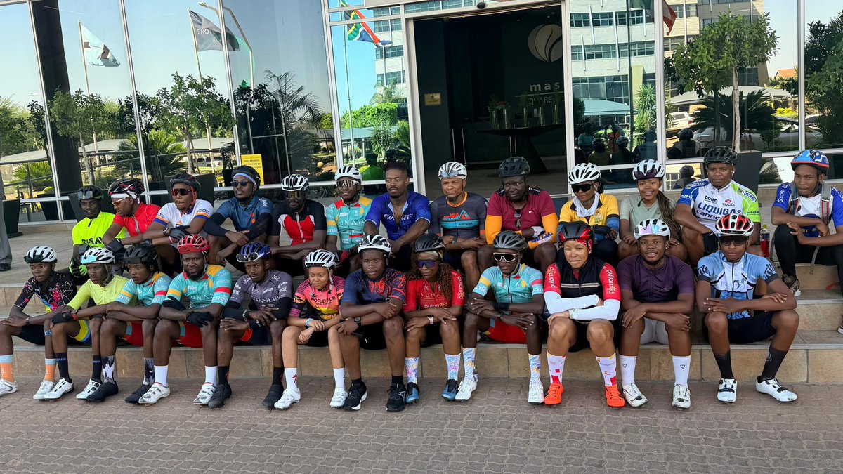 KabeloMusic's tweet photo. I’d like to thank Botswana for this amazing attendance this morning. Hope to see you guys again soon.🇧🇼🇧🇼🇧🇼🫡🫡🫡❤️❤️❤️ 

STAY MOTIVATED, STAY HEALTHY, KEEP PADDLING https://t.co/fDELXiOwPQ