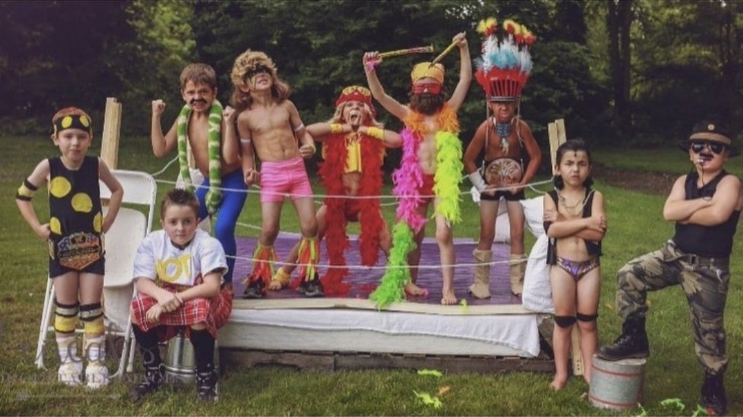 90sWWE's tweet photo. 10/10. No notes. https://t.co/feZ7uz3s2z