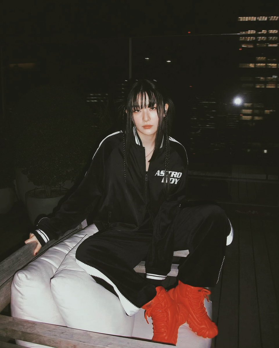 xiongseulgi's tweet photo. seulgi https://t.co/gJvK9Rsqhn