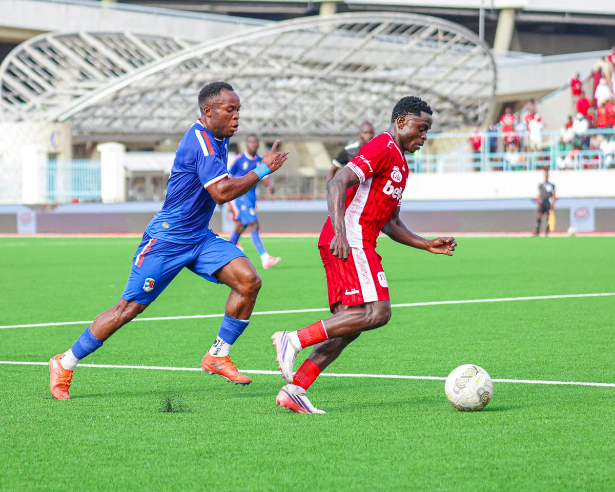 SimbaSCTanzania's tweet photo. 45’ | Simba SC 0-0 FC 15 de Agosto. #TotalEnergiesCAFCL #NguvuMoja https://t.co/54LfBQSCy9