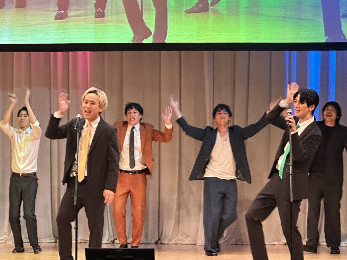crymactor's tweet photo. 第2回漫烈ジュニアオーディション
異文化ライブすぎる!!周りがﾊﾞﾊﾞﾊﾞと一斉にうちわ出した時詰んだと思った　次は持っていきます　レスもくれる　伝説(稲継)さんがすべてを掌握していた　本格派のりぴ、宴会芸みたいな店長(澤畑)、たけやん(タケヤ)、乳首で感じるジュニア達など見どころ過多です https://t.co/nZPworffWr