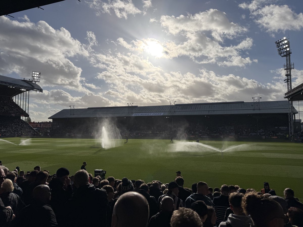 stevewallwork's tweet photo. Today’s view🖤🤍🖤🤍 https://t.co/llttToYUFO
