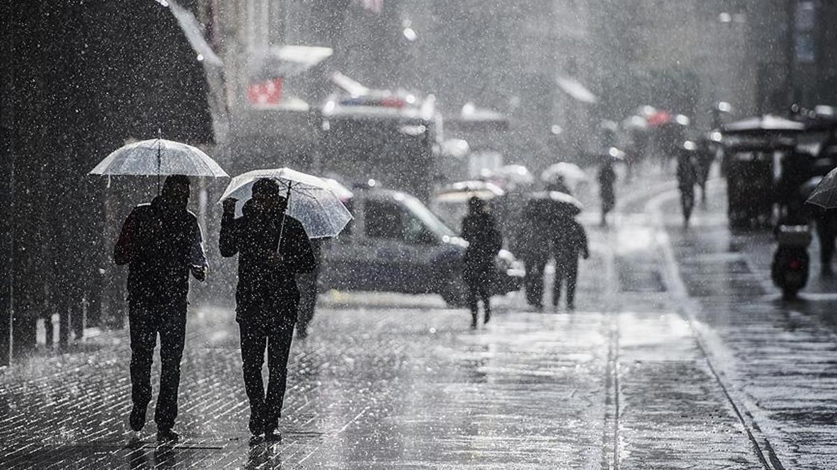 cnnturk's tweet photo. Yarın bu illerde yaşayanlar dikkat! Bakanlık 7 tehlikeyi sıraladı https://t.co/j72mPpenyy https://t.co/kHL85fuOQa