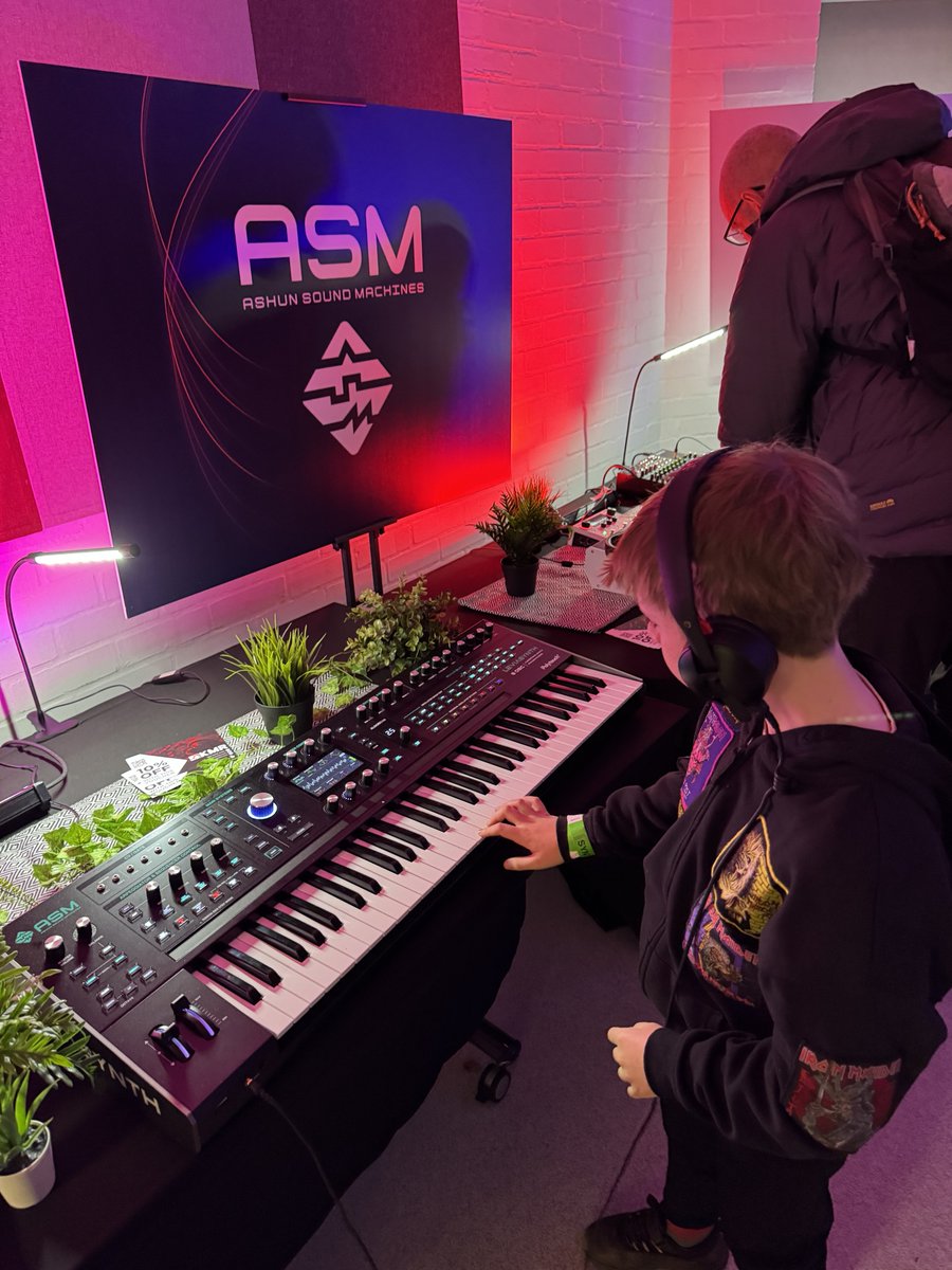 soundonsoundmag tweet picture