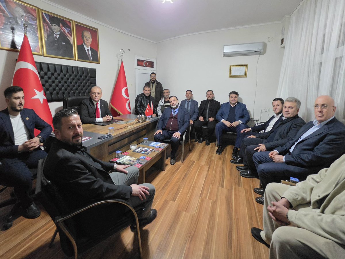 ma_balikesir's tweet photo. Havran MHP İlçe Başkanımız Osman Coşkun'u makamında ziyaret ederek istişarelerde bulunduk. Cumhur İttifakı ortağımız Milliyetçi Hareket Partisi mensubu kardeşlerimiz ile el ele gönül gönüle çalışmaya devam ediyoruz. Misafirperverlikleri için İlçe Başkanımıza teşekkür ederiz. https://t.co/myNqyq7Bvz