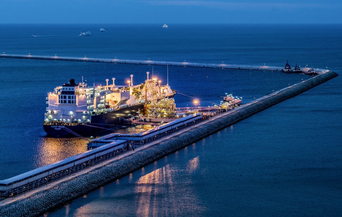 spectatorindex's tweet photo. German Natural Gas price.

1st of January: $30

Now: $95 https://t.co/pYEJ46Si3q