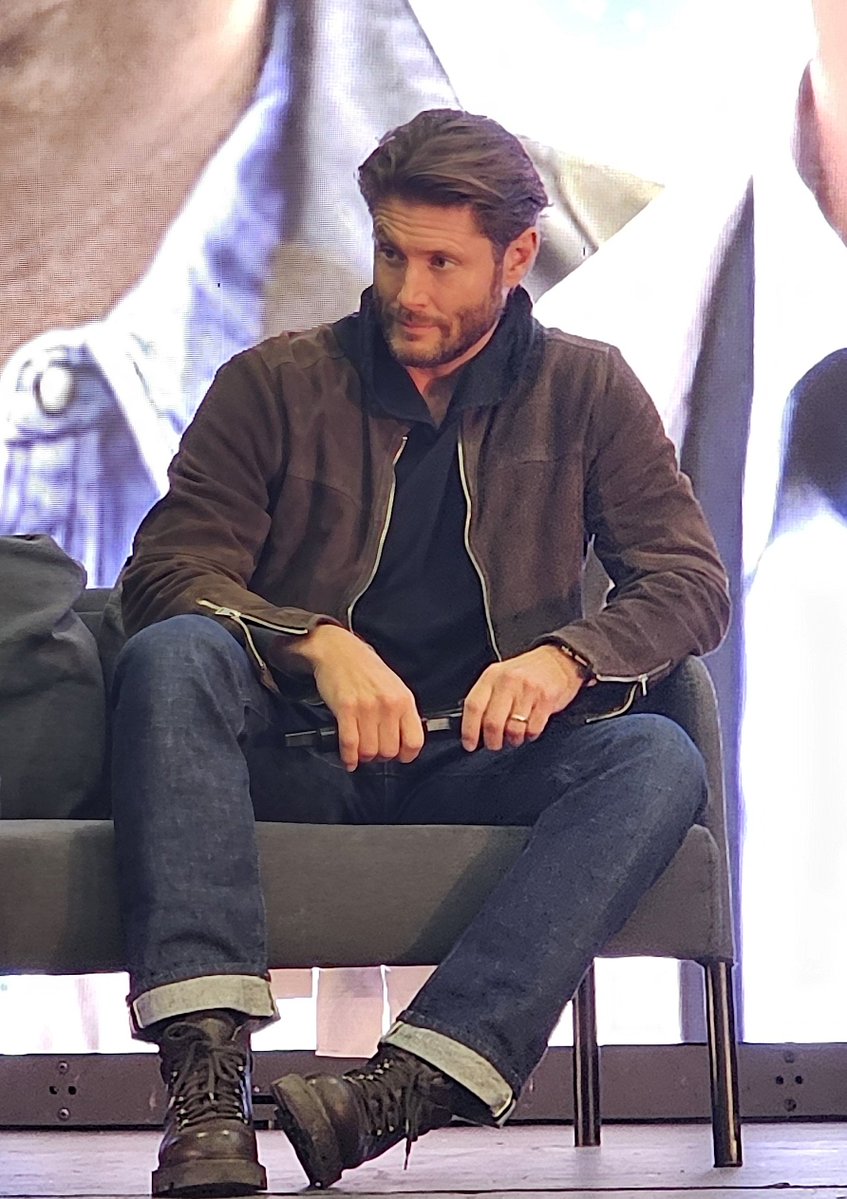 ackles_media's tweet photo. https://t.co/EMYBAyDwA5