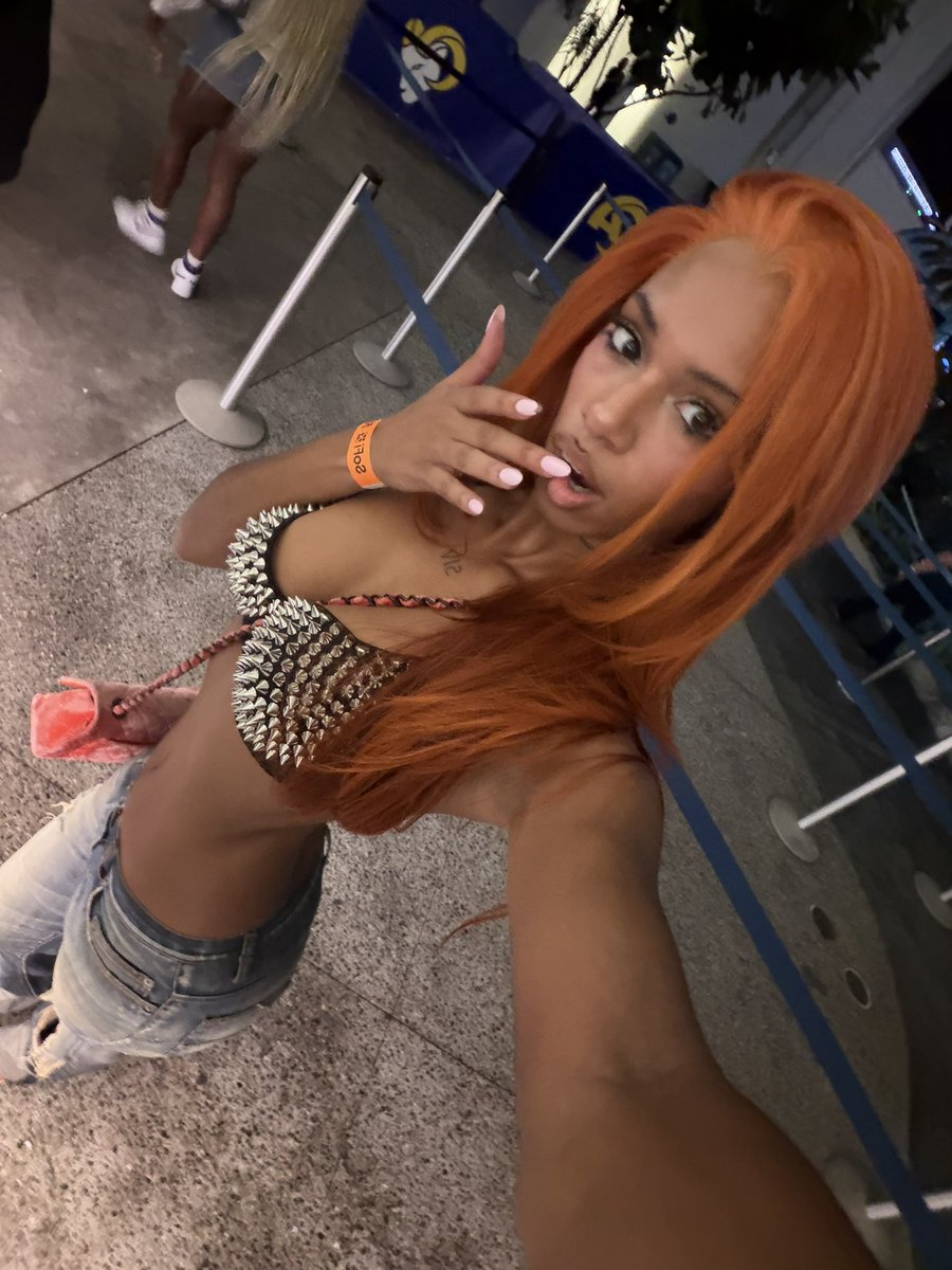 sierrarenaa's tweet photo. https://t.co/9TU2lxFmG2