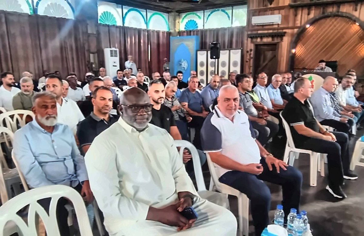 DGSVF225's tweet photo. 🕊️ DÉCÈS DE LA MÈRE DE HUSSEIN AWADA
Le ministre des Sports, Adjé Silas Metch, a dépêché le DG Adama Doumbia à Marcory pour présenter ses condoléances au président du Comoé Pétanque Club et à sa famille éplorée.
#DGS #Condoléances #SportCI https://t.co/dUaHeX53Yy