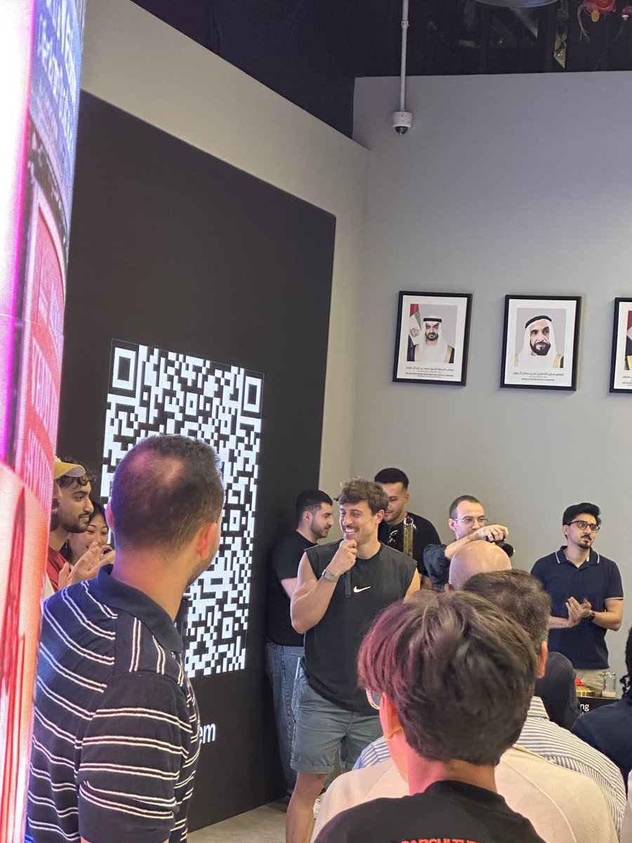 mubeenchatthaa's tweet photo. @marclou is unreal. 
He is such a nice and down to earth person. Despite of all the crowd he tried to meet and listen and answer to everyone. 

Had such an amazing time. 
Huge thanks to @cognition @Avi31m for making this happen. 

Until I get more picture from @SashaMagicSpace I will post these glimpses from today’s event. 

I almost missed the event but I am glad I did not. 😅