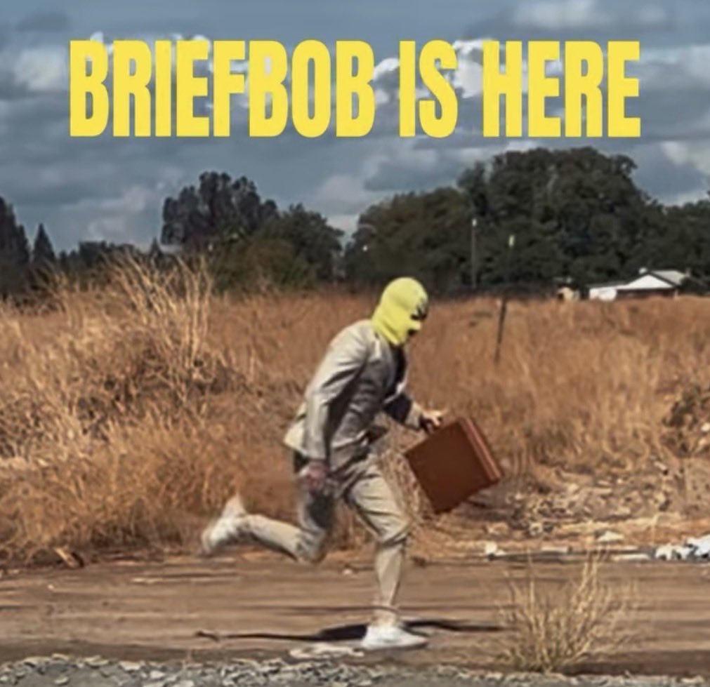 Briefbob's tweet photo. ‼️BRIEFBOB IS HERE TO STAY‼️

NEW HUNT IS LIVE 💥

GO CHECK THE INSTAGRAM NOWWWWWWW‼️‼️‼️

@brief.bob

#CARRYTHECASE

$BRIEFBOB

DpUiep1NEATzUhzqyjPXk7NJGCeVHxoWK6UXQFifesfM https://t.co/xfFpA9R2j4
