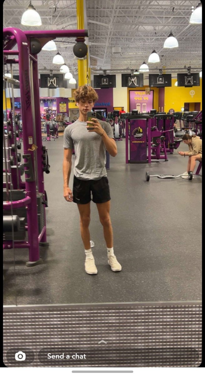 JohnDonutsd's tweet photo. Jaw dropping freshman, Levi🤤🤤🥵
Link in bio🖇 https://t.co/pXBsmg0kHf