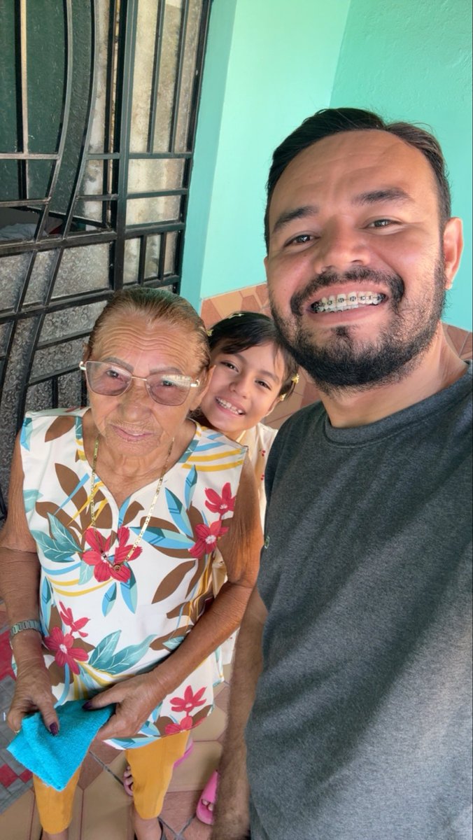 neveswendel's tweet photo. Já levei a minha diva master pra apertar no 13 ⭐️

Vamos Virar, É Lula Reeleito 😍 https://t.co/HaVdKiok48