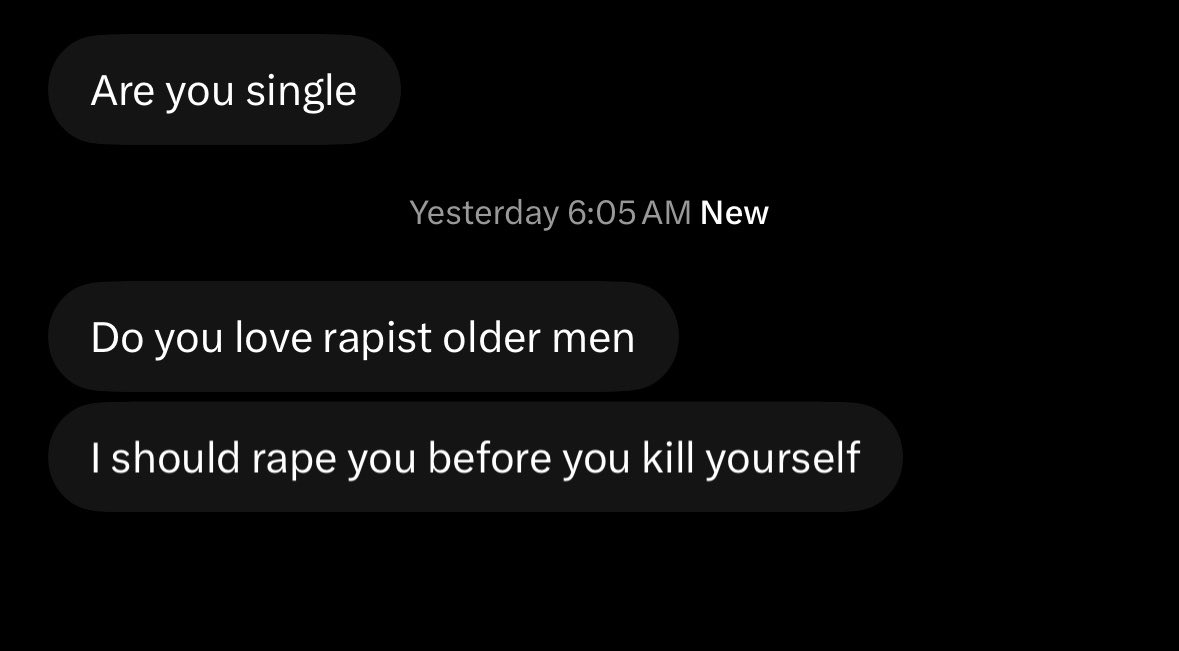 skitzofed's tweet photo. the dms i get at 6:05 am https://t.co/xrX9x1ZZyW