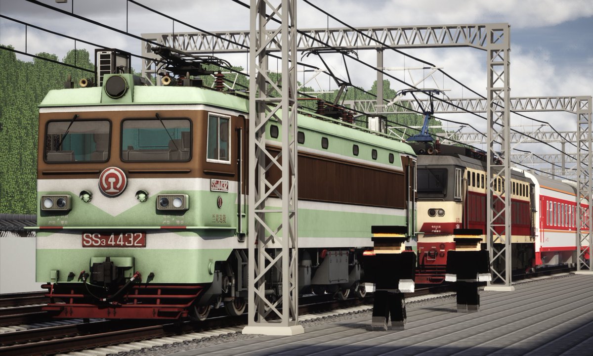 wclspaner1's tweet photo. #realtrainmod #RTM_SS 長い坂を通過するため、韶山7C形電気機関車に補機として韶山3形電気機関車が連結されている。 https://t.co/MTOKxtlBND