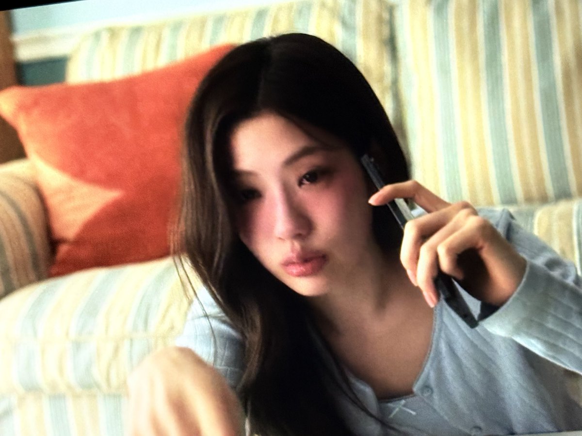 Den_spot's tweet photo. 아 근데 수아 귀엽다… 정말 https://t.co/as6dzcZuKX