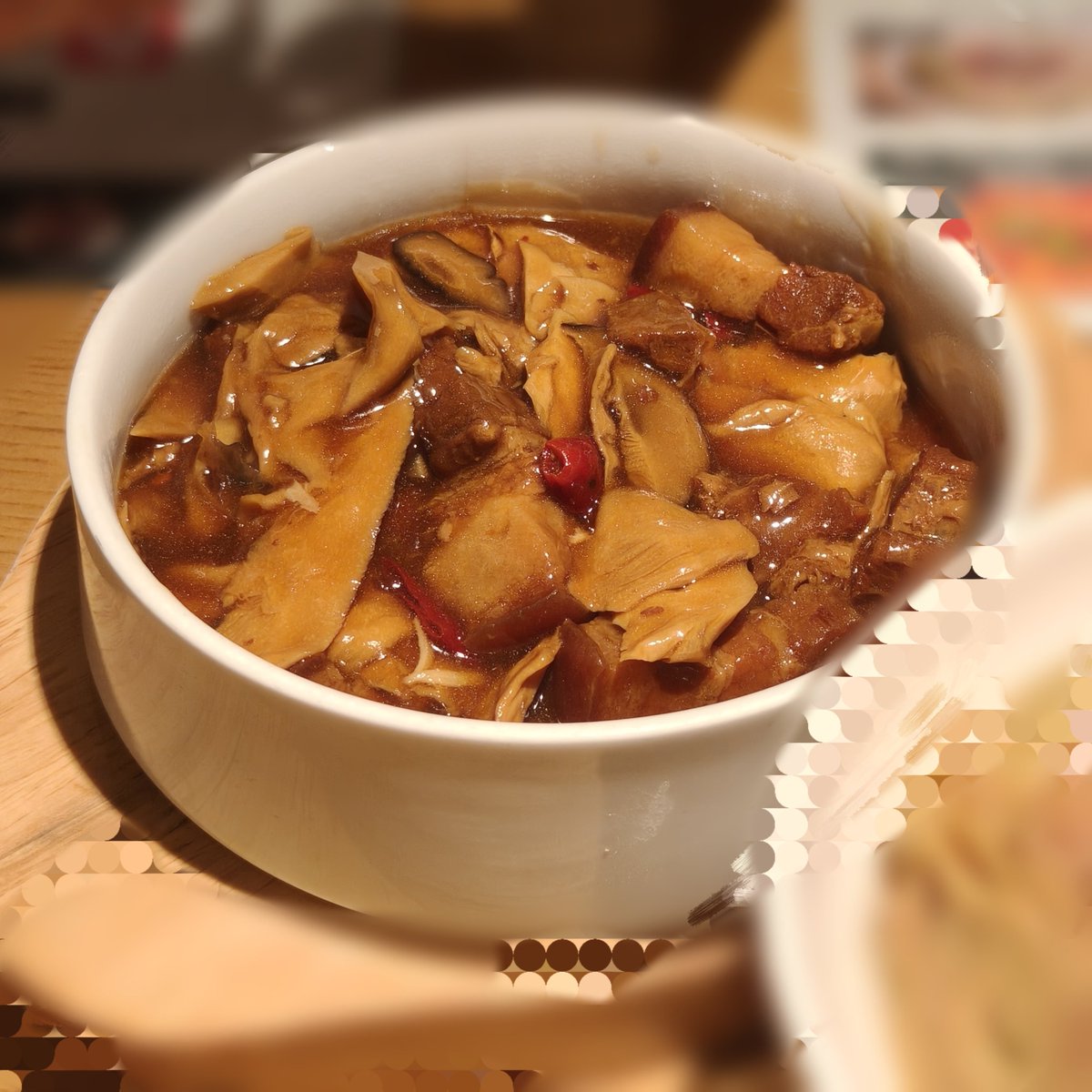 Liorah4Kitty's tweet photo. 今晚的yummy yummy！鵝汁笋是MVP！ https://t.co/DvXLzUWeyd