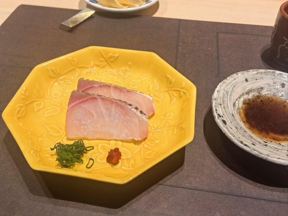 katsumankun's tweet photo. 【匙寿な勢いで、他人を谴めない】スプーンで祝う長寿、勢いある日々、過ちを責めずに生きる https://t.co/rfOeaMDDhI