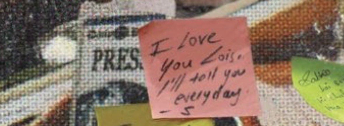 thebestofclois's tweet photo. Clark leaving little notes for Lois. https://t.co/JXRCeZpNao