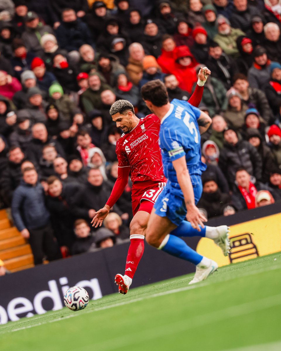 LFC tweet picture