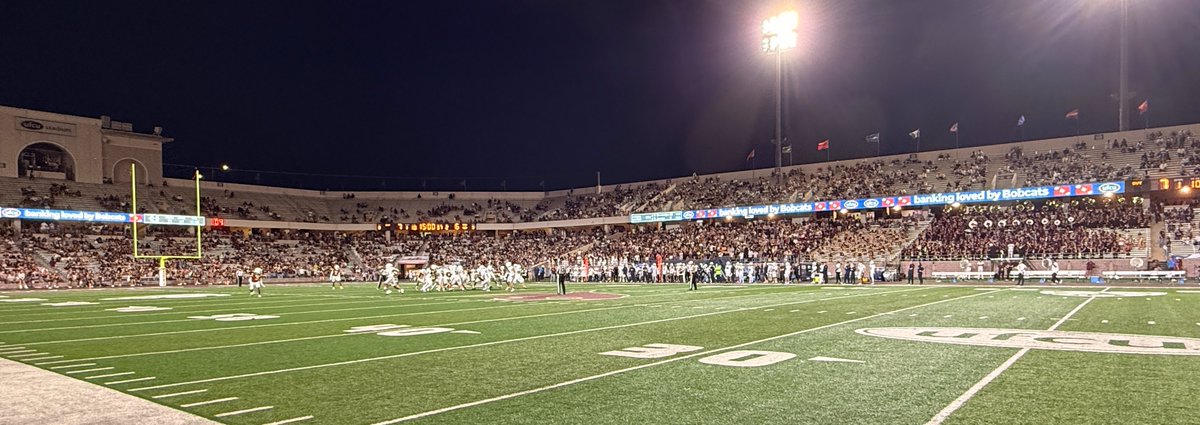 kdamp's tweet photo. @only1tommadden @TXSTATEFOOTBALL @txst I agree! I was grateful for all the students who also showed up for the game post-tailgate. Our guys really needed the energy they brought! They made up 1/3 of the crowd last night, and they were super loud on that final drive!🐾⭐️ https://t.co/ttWesIvxgC
