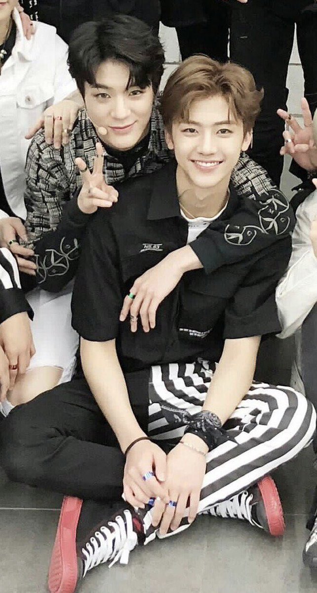 jederojaemitke's tweet photo. they have that kind of ease that only comes with knowing eo so well https://t.co/jQEenoxdXW