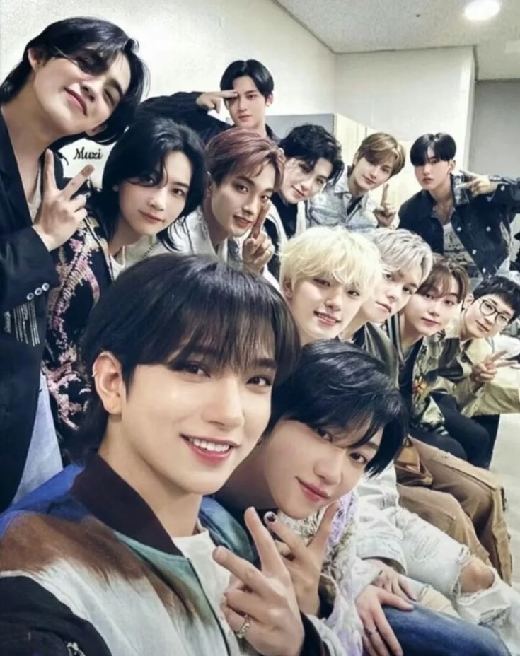 svtserving's tweet photo. With Seungkwan and Dino's enlistment, this officially means that every member of SEVENTEEN eligible for military service has enlisted! 

Wishing all SEVENTEEN members a safe and healthy return!

The final return date is June 9th 2028 🩷🩵 https://t.co/FDq2uteaUL