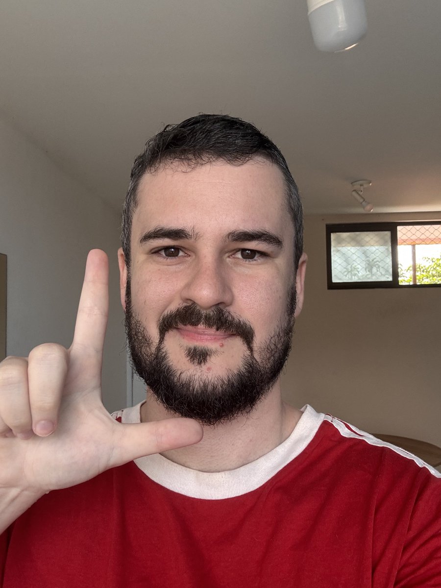 felipesafofo's tweet photo. Pelo SUS, pela manutenção das políticas de hiv/aids, pela educação pública de qualidade, pela diversidade, pela democracia. Bora, Lula! https://t.co/HCV7CMWmIo