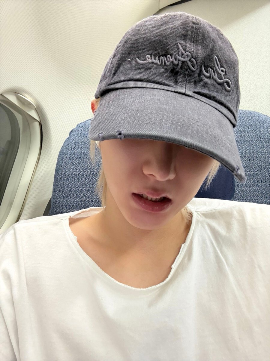 bndismine3's tweet photo. 진짜 너무너무너무 귀여워서 혼자 꺄아 이지랄함......... https://t.co/XME2mKSTay
