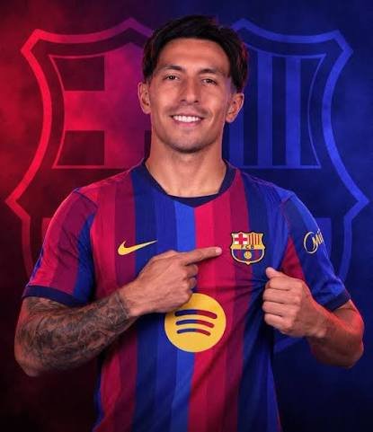 SebvFCB's tweet photo. Sal de ahí licha, ven a ser feliz al más grande de europa https://t.co/XhKrcZTA3M