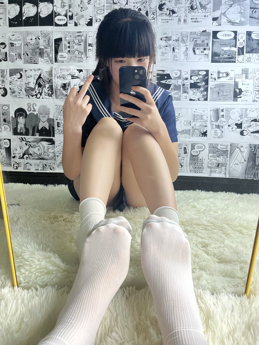 xiaona6b's tweet photo. 小白哇.......喜欢吗？？#小白袜 #脚底 https://t.co/ZhwnliET7k