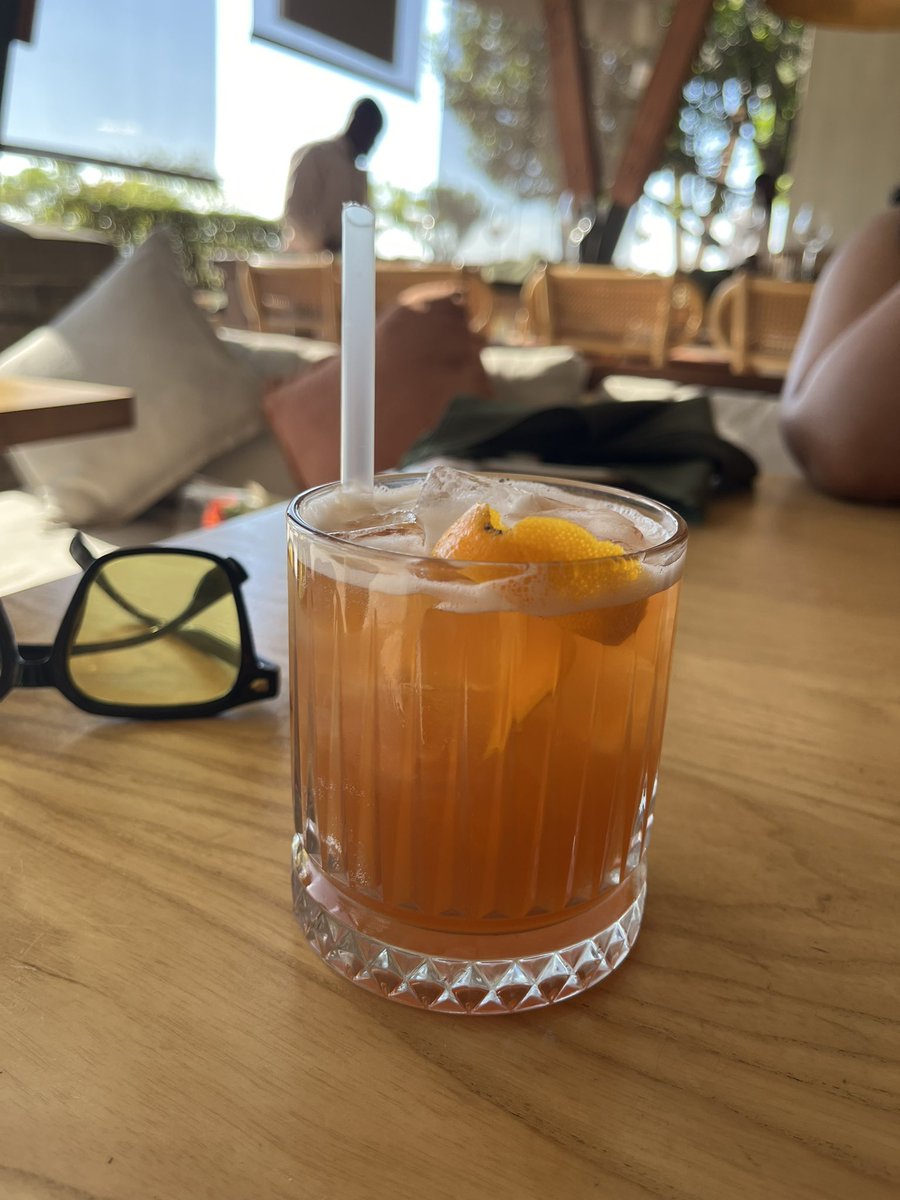 FayFay_M's tweet photo. 🌸🍹 https://t.co/yVzGOjFRrX