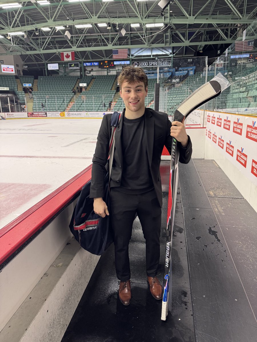 TCAmericans's tweet photo. We left Ben Oliverio in Prince George. 

Because he’s flying to Ontario for the World U17 Hockey Challenge today! Good luck with Team Canada Red, Benny! https://t.co/K3HOyRVVMQ