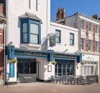 andrewc44104127's tweet photo. 🚨 BREAKING NEWS 

The star public house (which is a wetherspoons) in gosport has just refused service to a couple of patriots because they were wearing Poppy's 

FUCKING DISGRACEFUL!!

BOYCOTT THEM!

SHARE THIS FAR AND WIDE IF YOU CAN PEOPLE. https://t.co/g1WXYAJdub