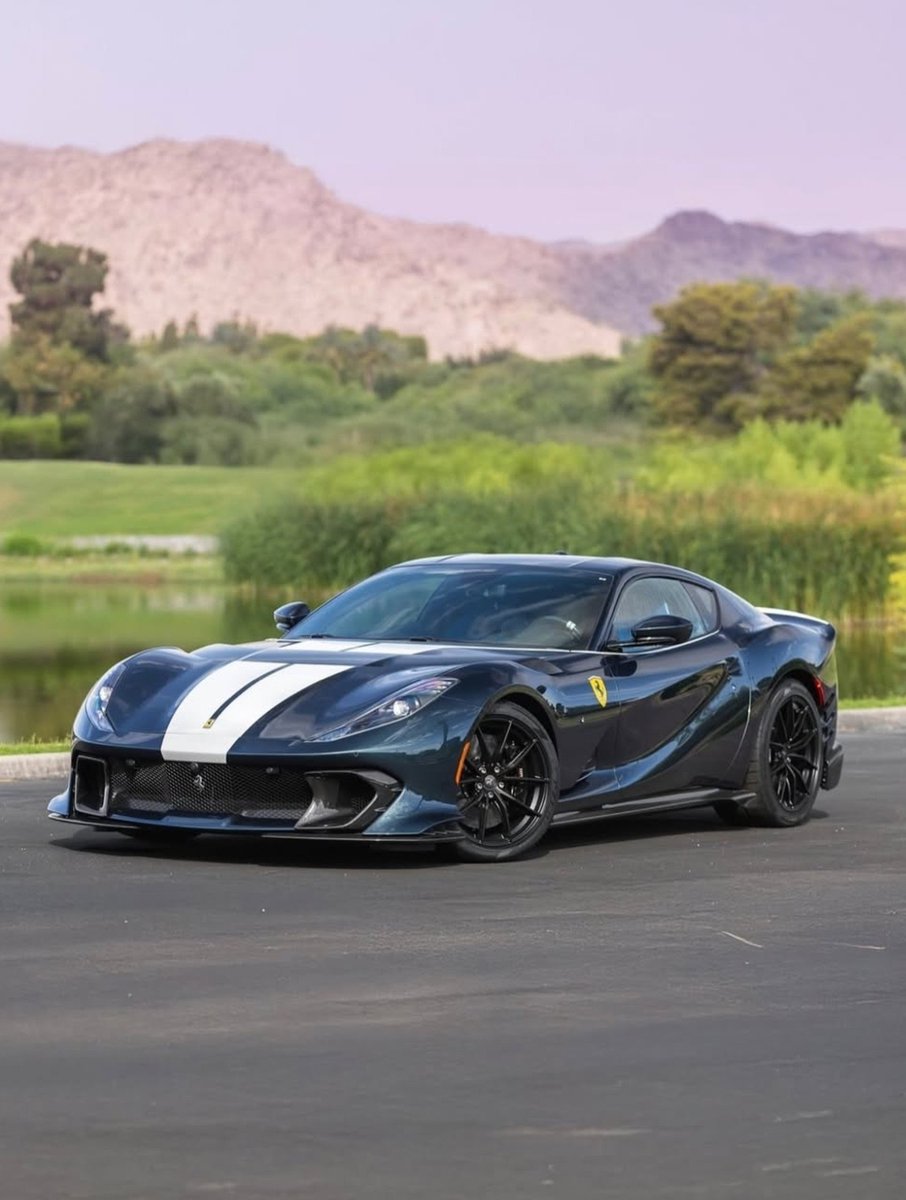 DailyFerrariTM's tweet photo. 812 Comp https://t.co/vVaCeaJIVl