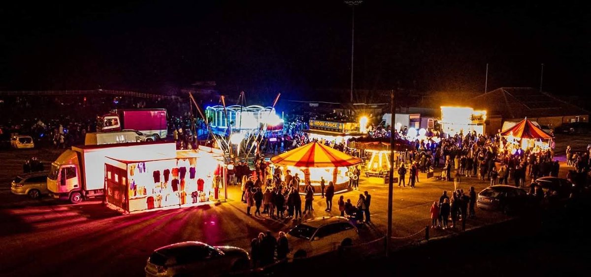 HCIFC's tweet photo. On Friday night we will be having our annual fireworks display with the Fuse Fireworks team on the 30th of October at the Harworth Pavilion 

The fireworks will be set off at 8pm on the dot. https://t.co/HZtqn2lUYW