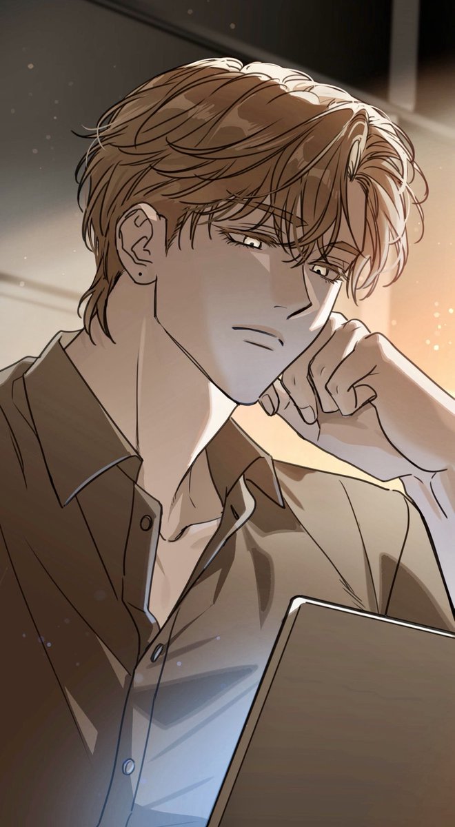 swaypinksy's tweet photo. This yandere younger top is so handsome 😭😭
The plot is even crazier considering he is the son of uke’s crush who died and he looks just like his dad https://t.co/emm6fF4tpc